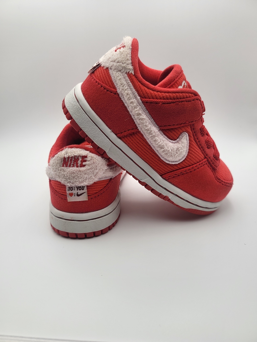 Nike Dunk Low Valentine’s Day 'Solemates' Red Fuzzy Swoosh Toddler - Size 6C